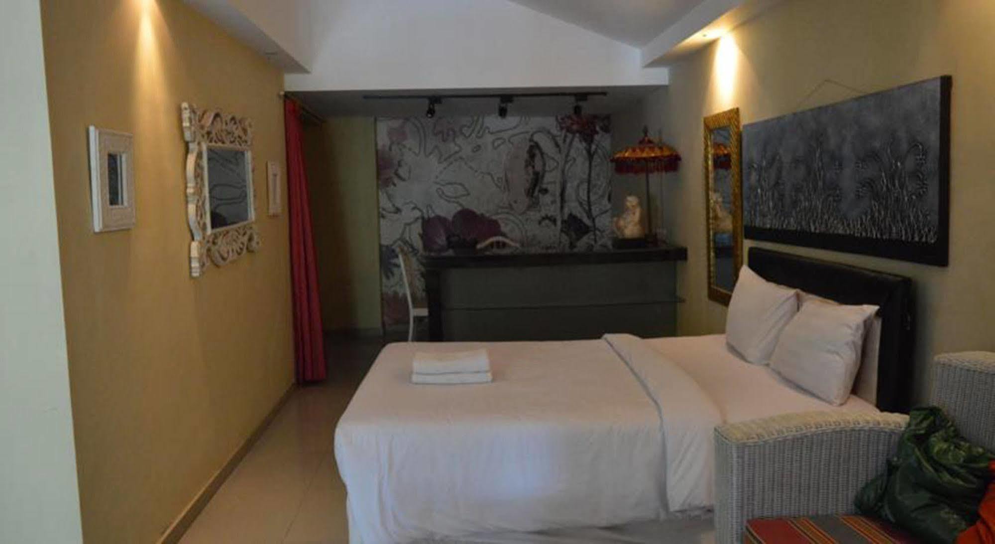 Marinos Place Legian Exterior foto
